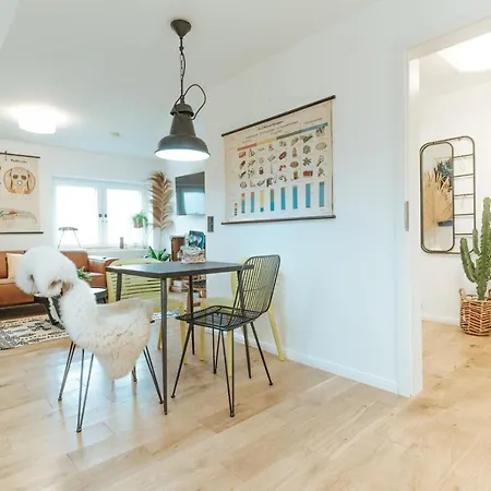 Wunderschoene Fewo Direkt Am Meer Mit Whirlpool & Sauna Apartment Nordstrand