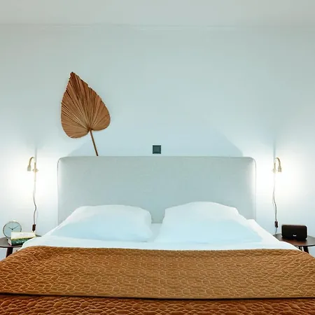 Wunderschoene Direkt Am Mit Whirlpool & Sauna דירה *