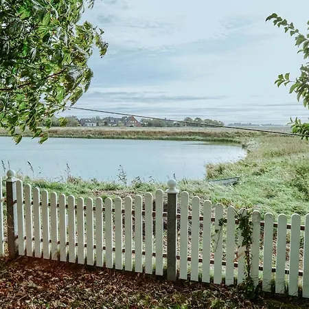 Wunderschoene Direkt Am Mit Whirlpool & Sauna * נורדסטרנד